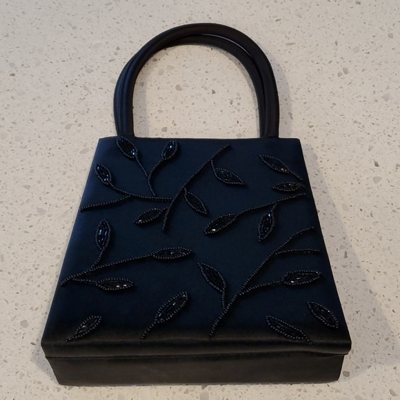 not known Handbags - NWOT Black dressy purse